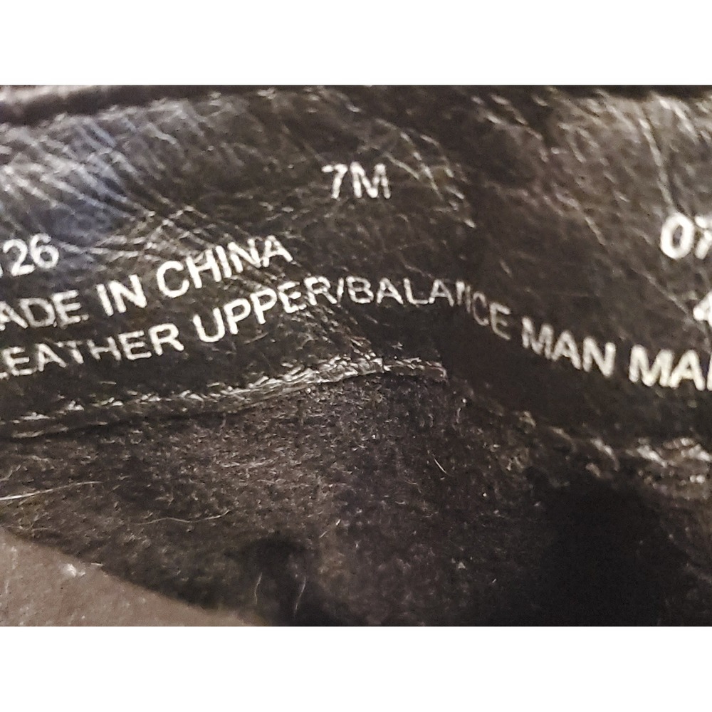 Clarks Artisan Leather Pebbled Criss‎ Cross Clogs Women's Size 7 Black - Picture 9 of 10